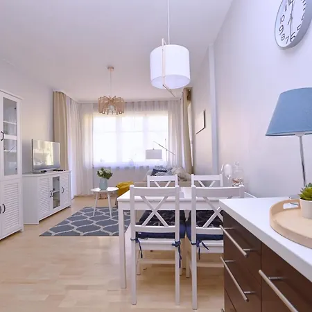 Friends & Family Patio Mare Apartment *