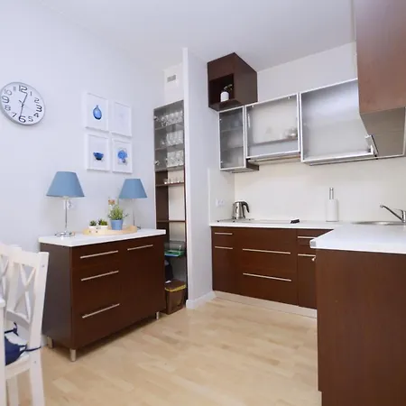 Friends & Family Patio Mare