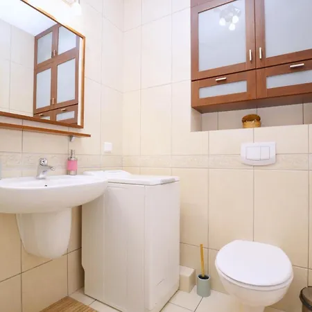 Friends & Family Patio Mare