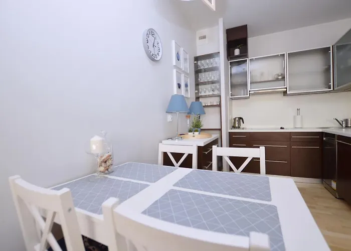 Friends & Family Patio Mare Apartment *